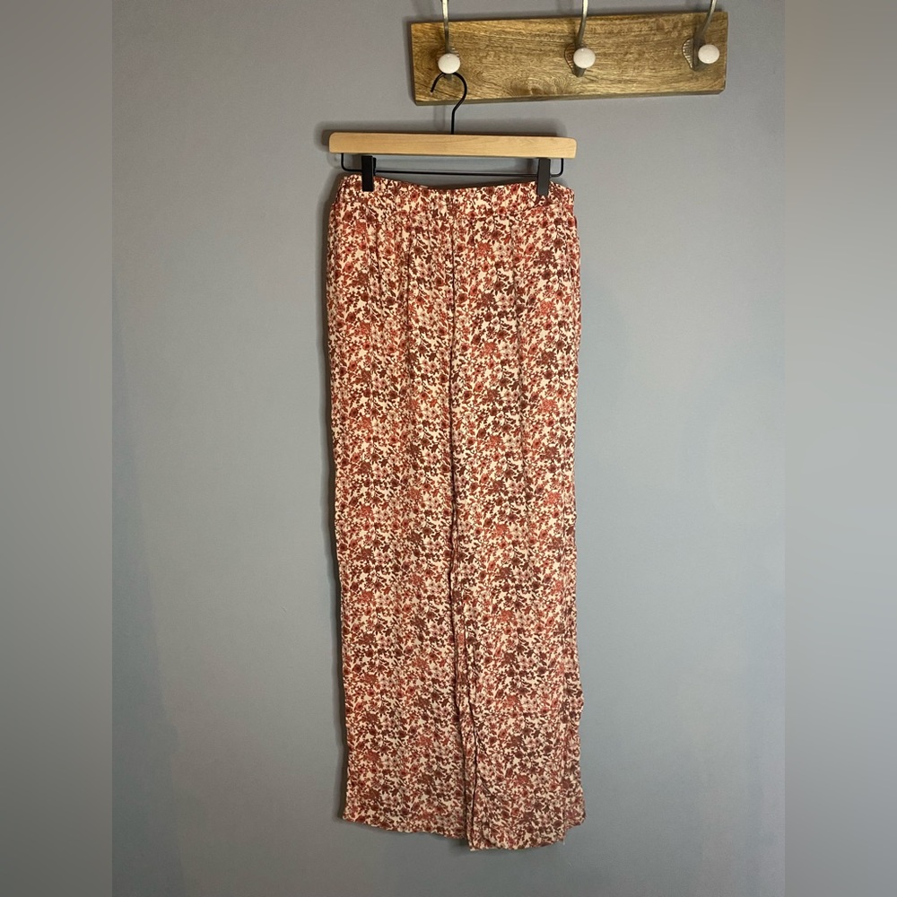 Forever 21 size L (IT# 0029)